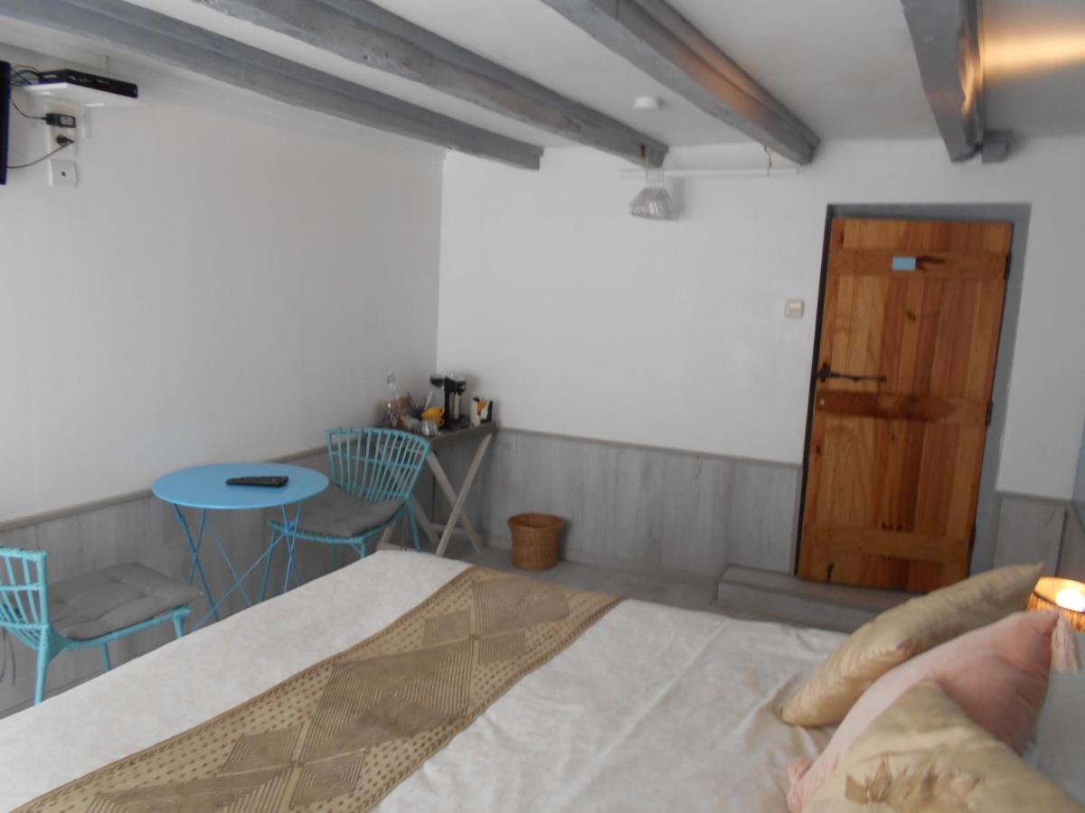 فندق Les Landes Saint-Pardoux-Corbier المظهر الخارجي الصورة